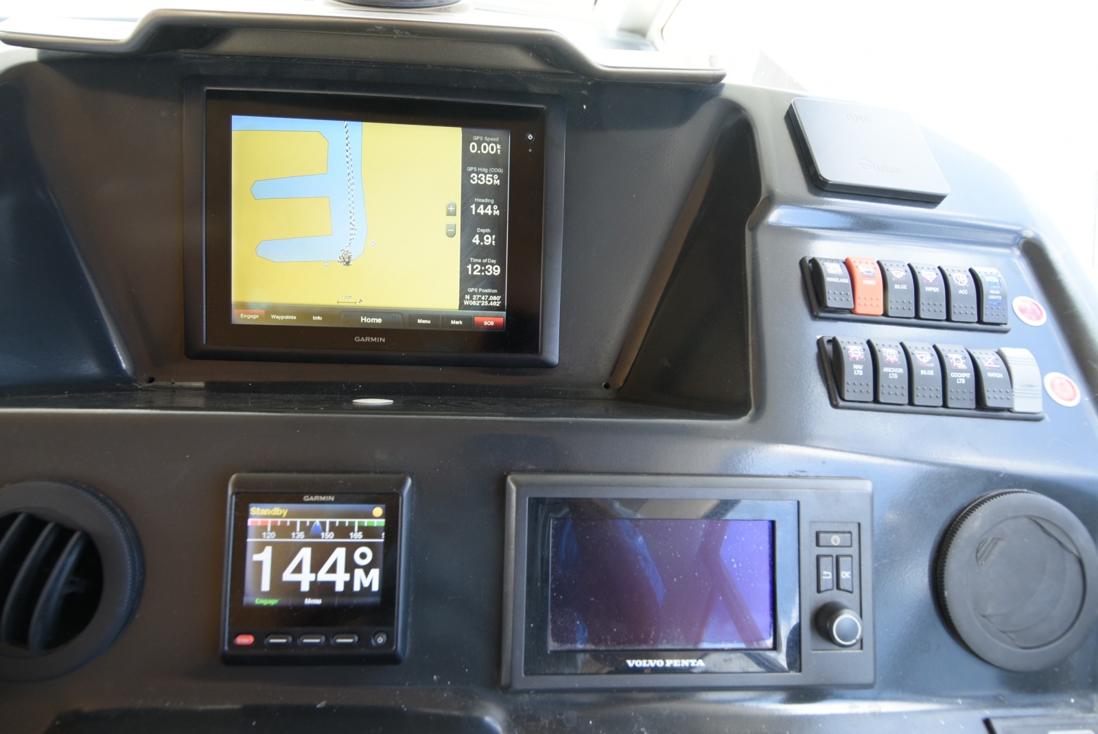 44' 2014 Cranchi M44 HT Hard Top