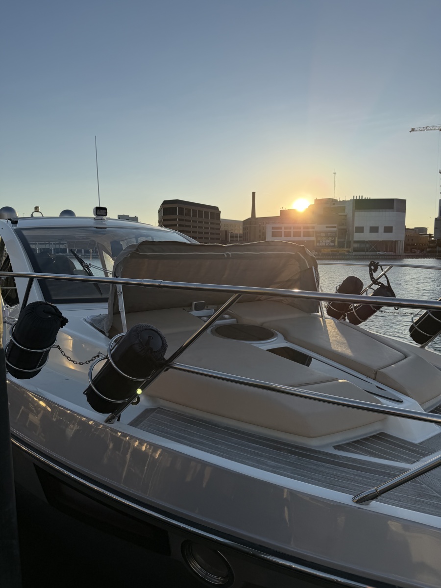 44' 2014 Cranchi M44 HT Hard Top