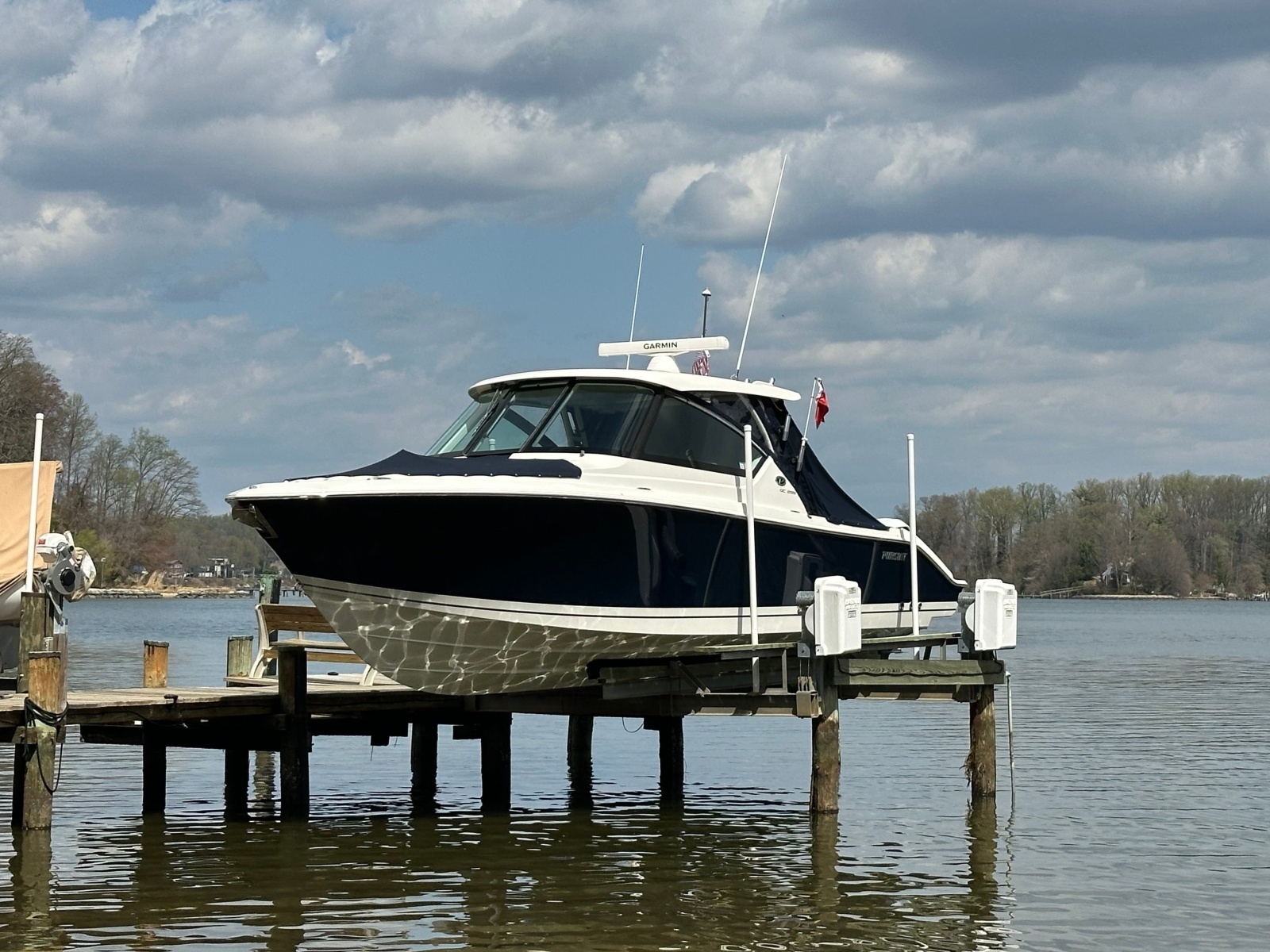 29ft Pursuit Yacht For Sale