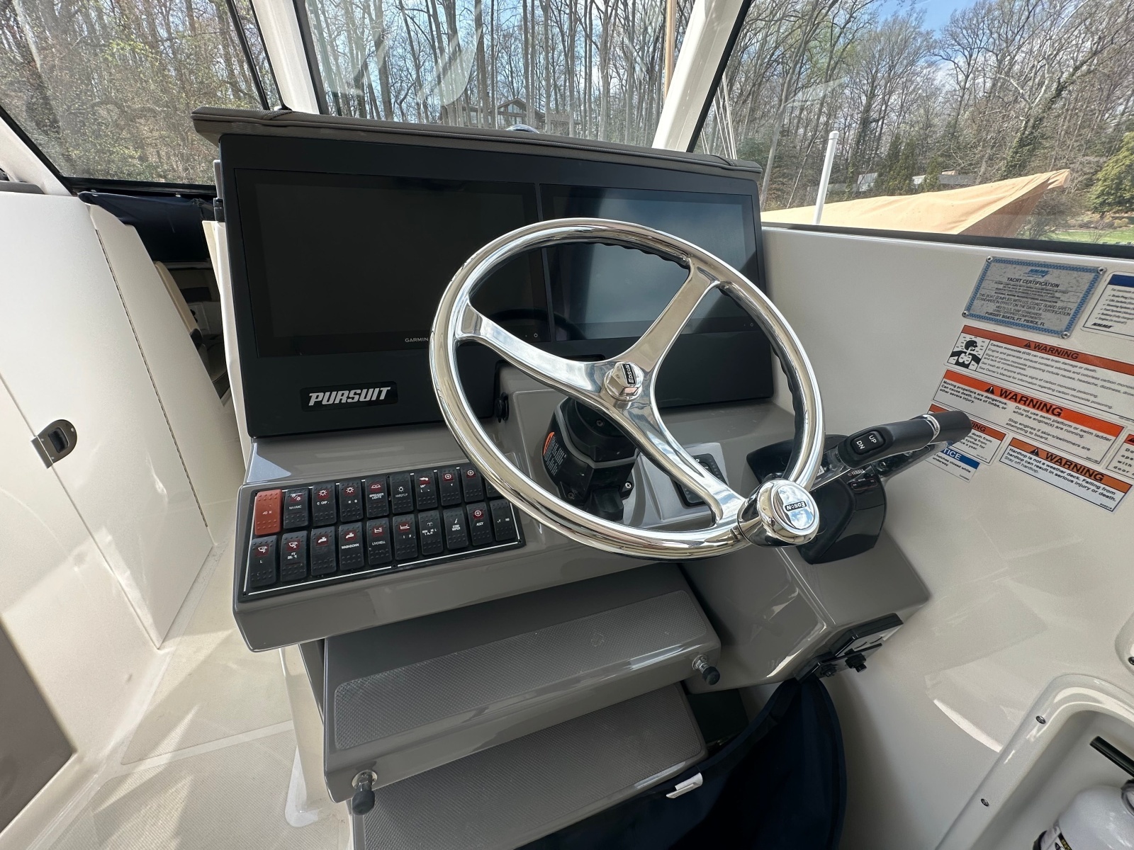 29ft Pursuit Yacht For Sale