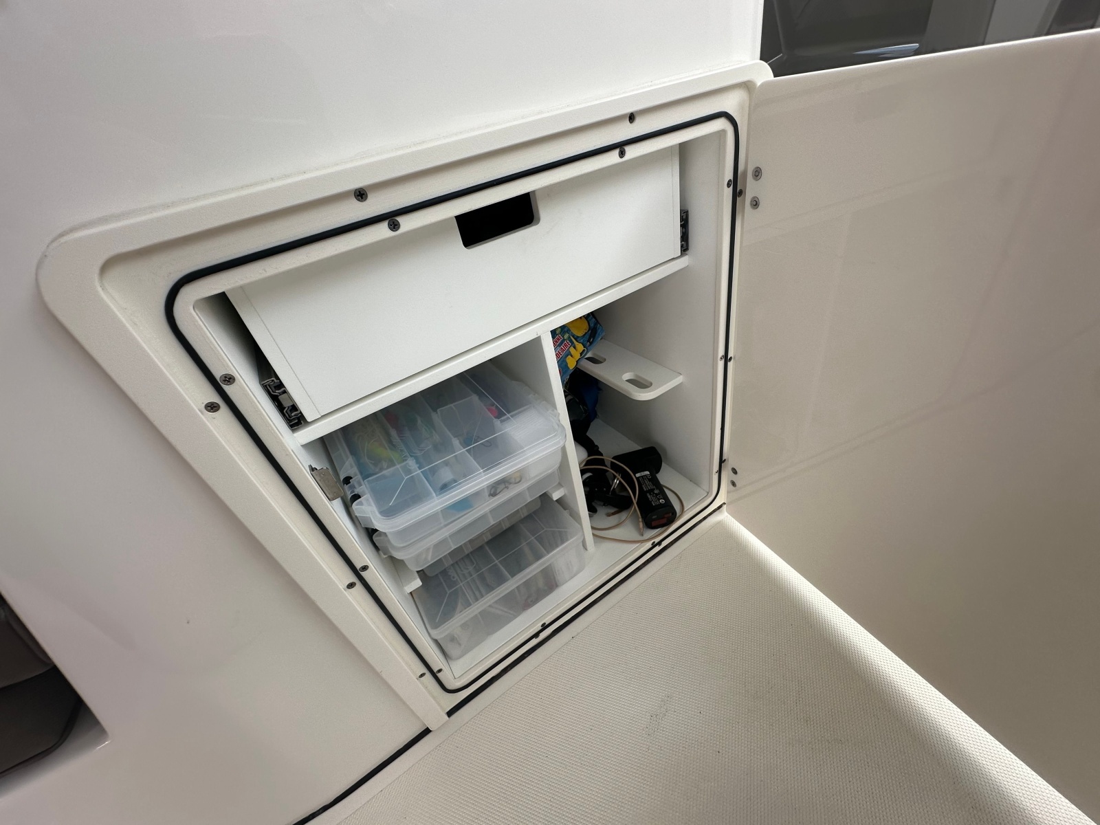 29ft Pursuit Yacht For Sale