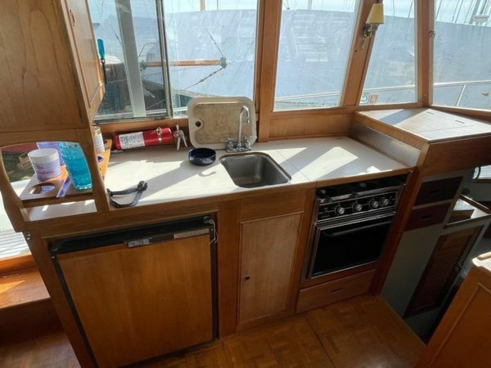 1987 Grand Banks 36 classic