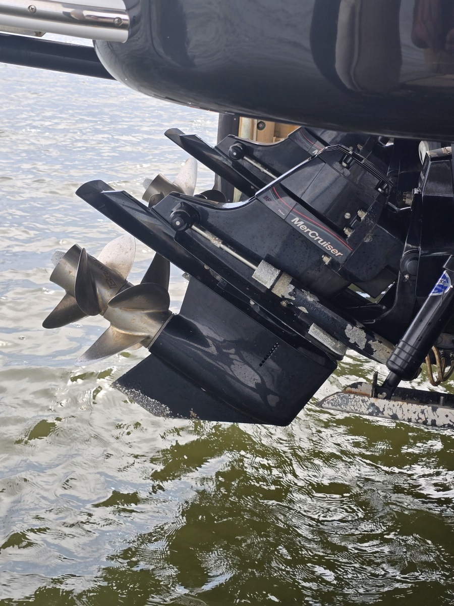 2018 Sea Ray 350 Sundancer Coupe