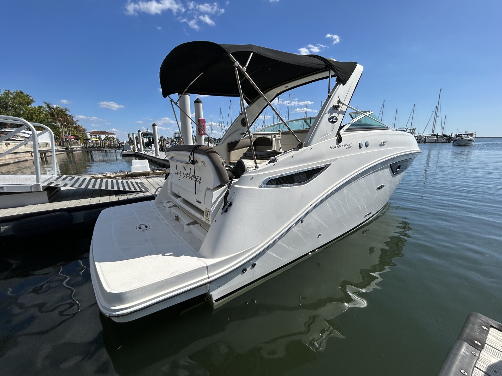 26' 2014 Sea Ray 