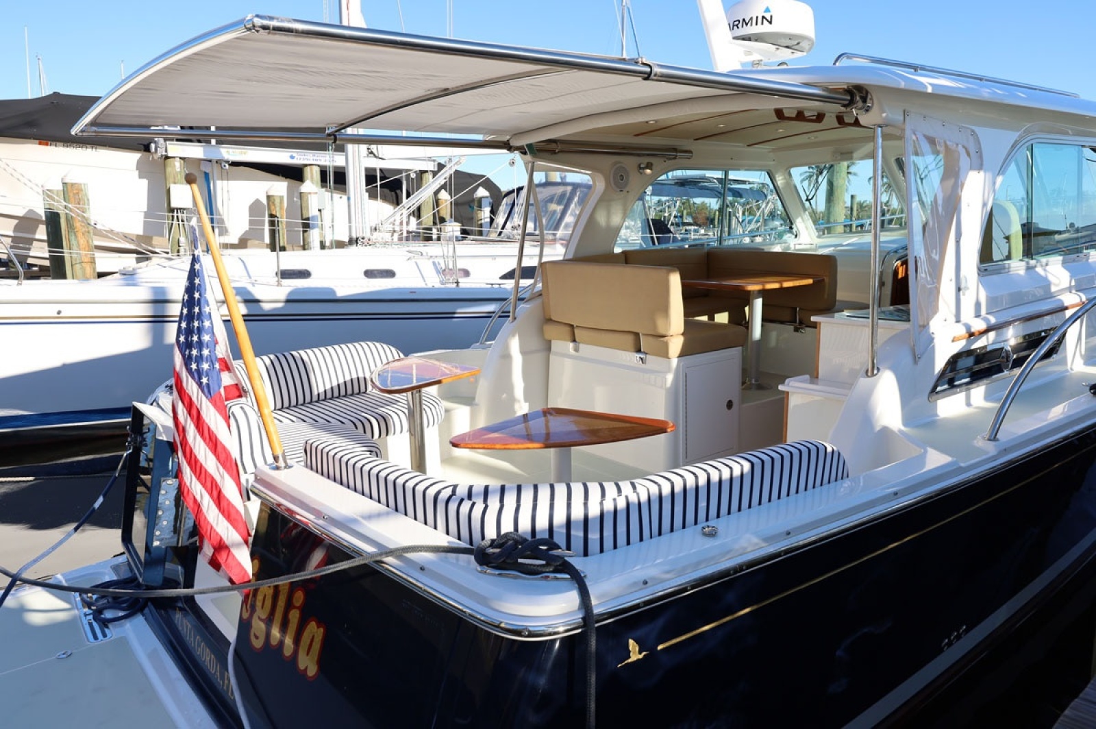 32' 2018 Back Cove 32