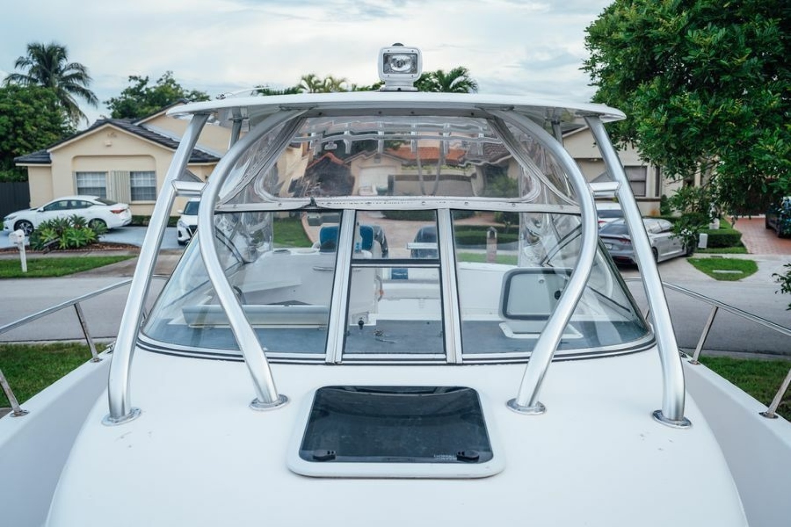 33ft Pro Line Yacht For Sale