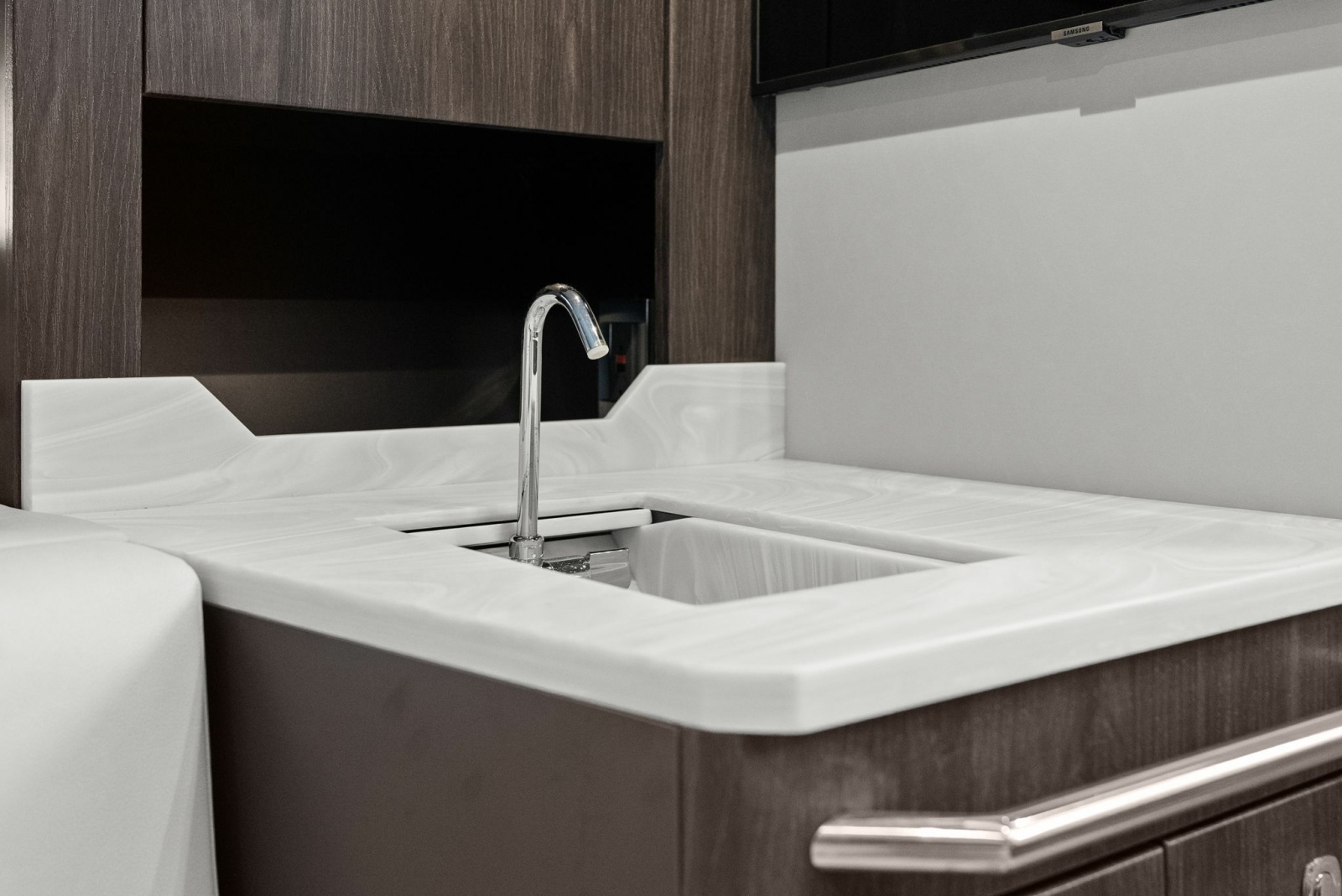 Formula 38 - Bada Beng - Sink