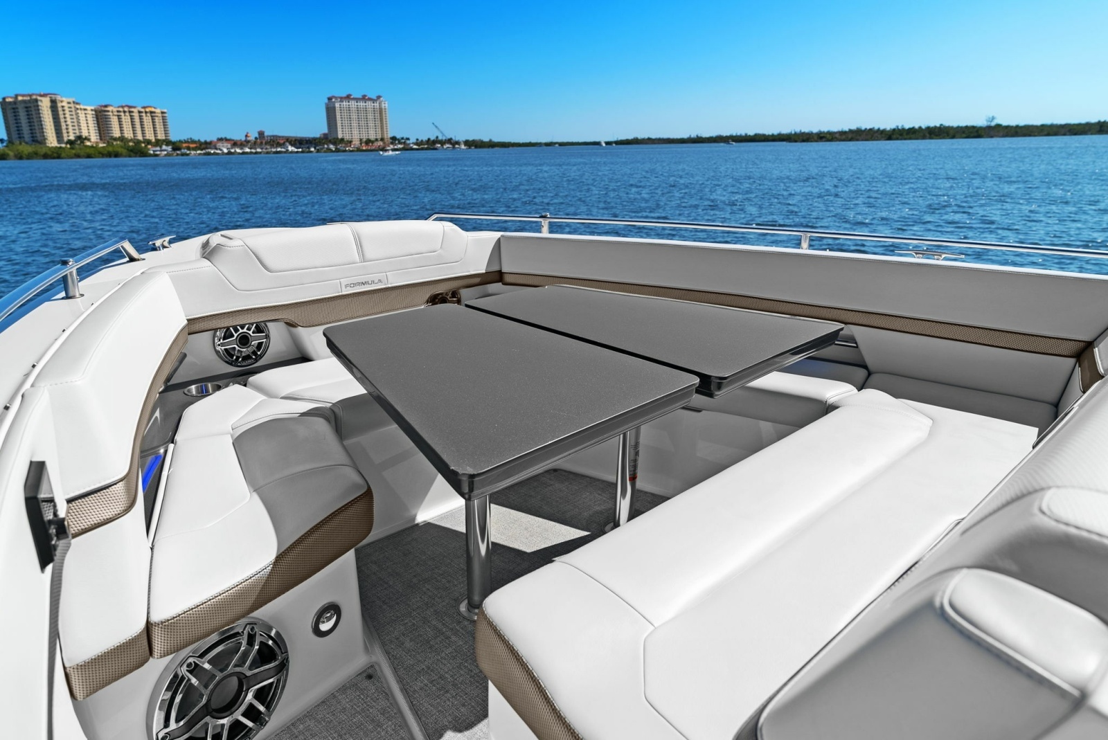 Bada Beng 38ft Formula Yacht For Sale