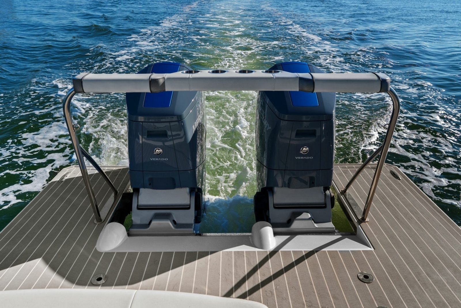 Formula 38 - Bada Beng - Engines