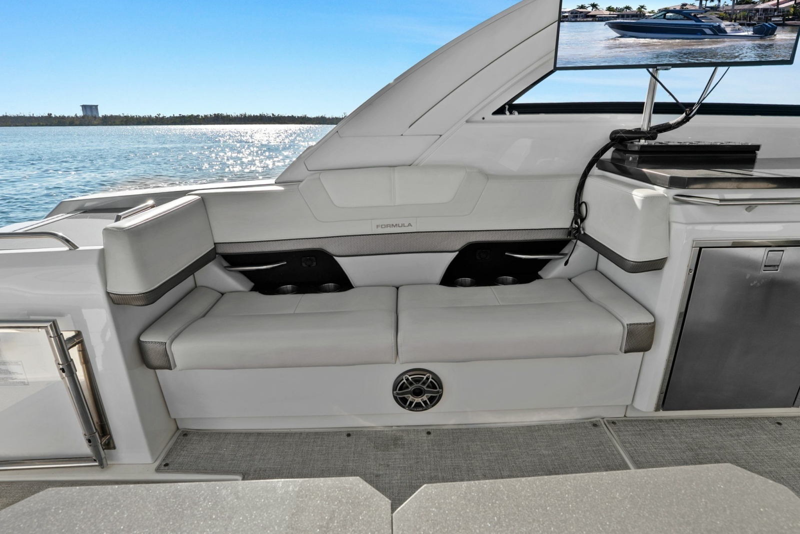 Bada Beng 38ft Formula Yacht For Sale