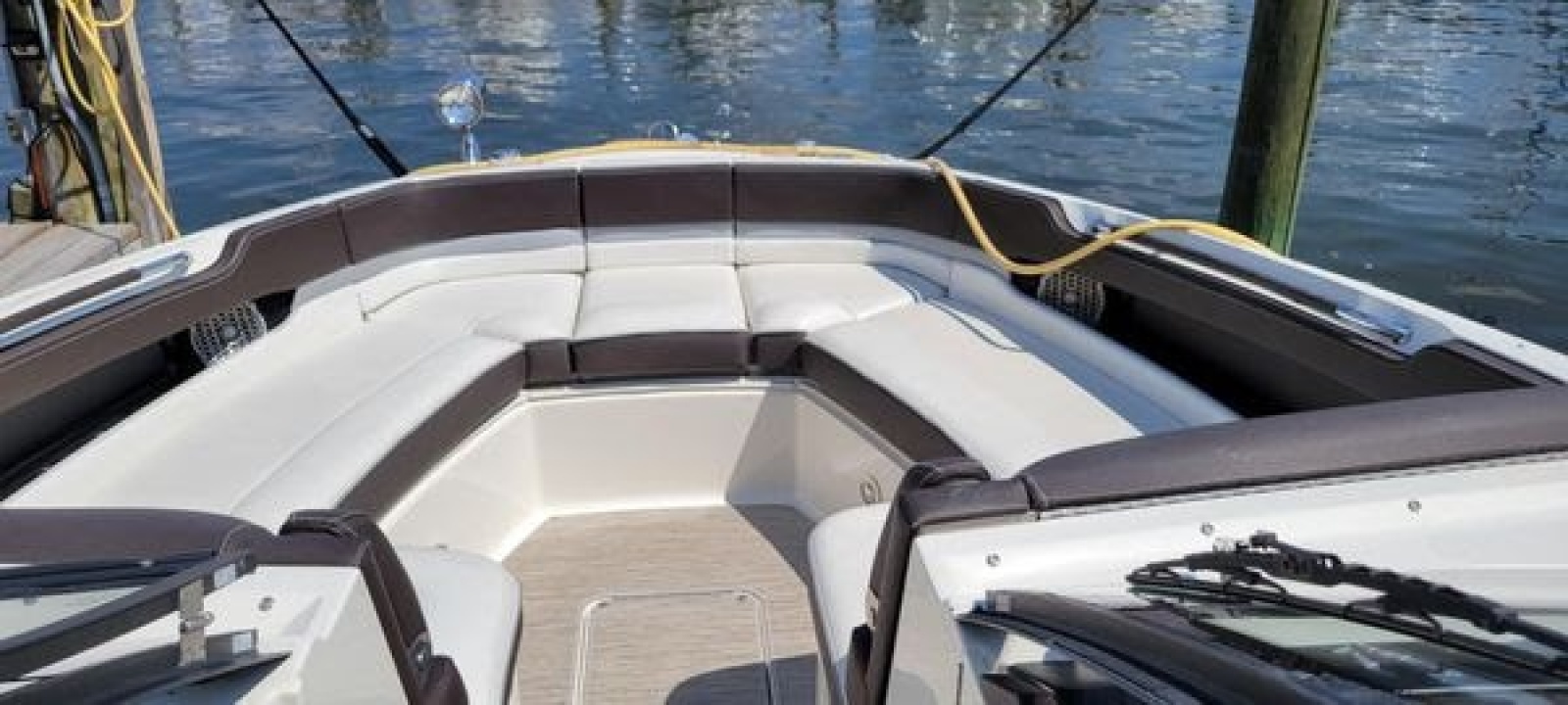 32' 2017 Sea Ray 310 SLX