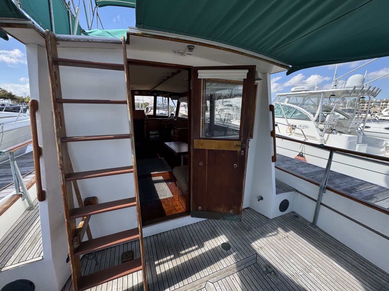 32' 1978 Grand Banks 32 Sedan