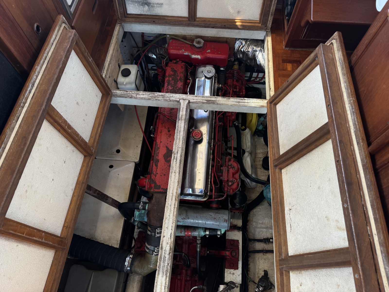 32' 1978 Grand Banks 32 Sedan