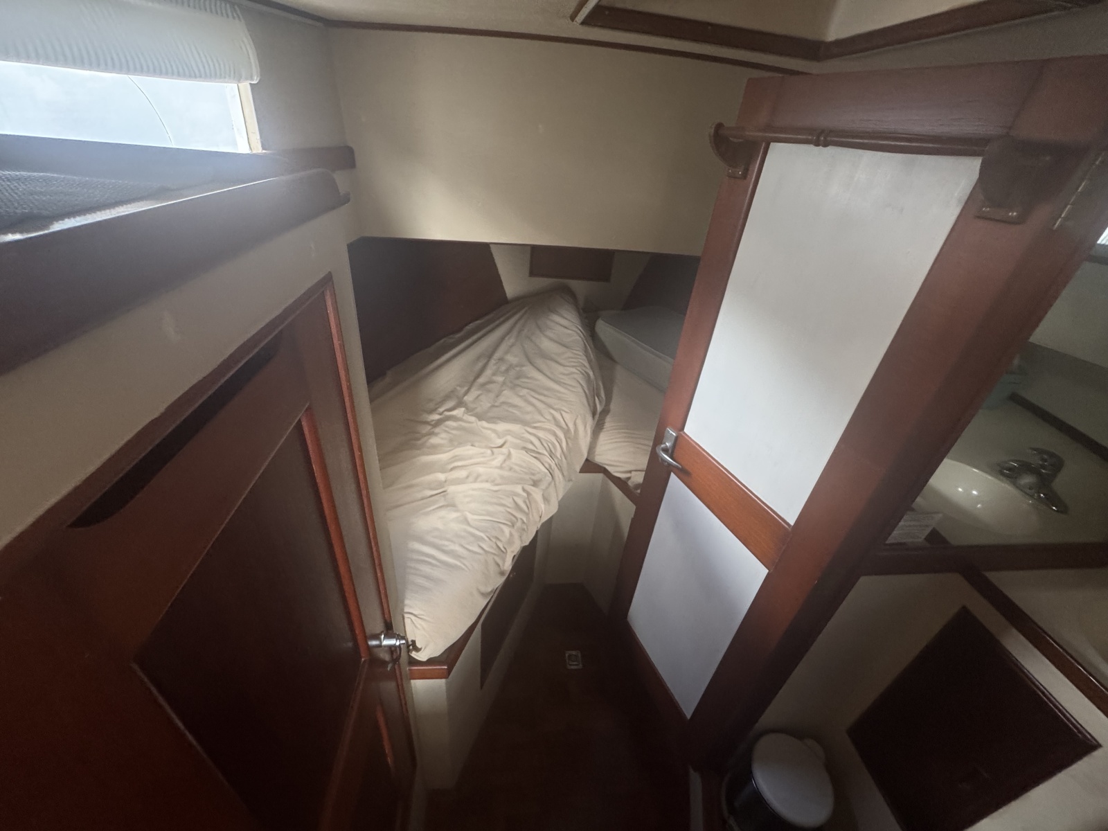 32' 1978 Grand Banks 32 Sedan