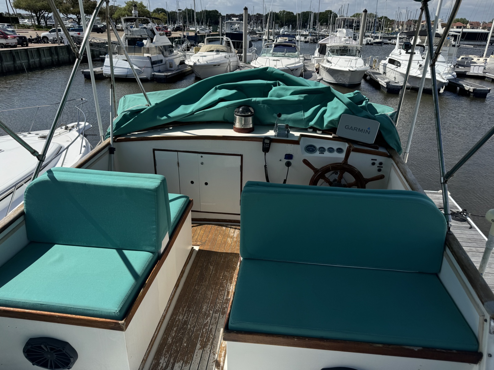 32' 1978 Grand Banks 32 Sedan