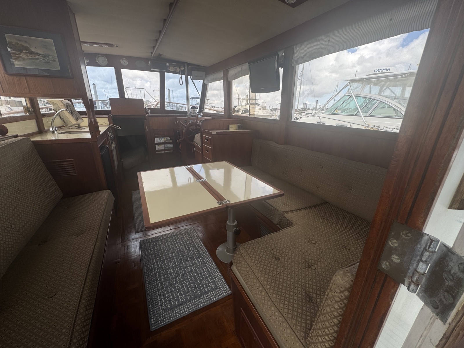 32' 1978 Grand Banks 32 Sedan