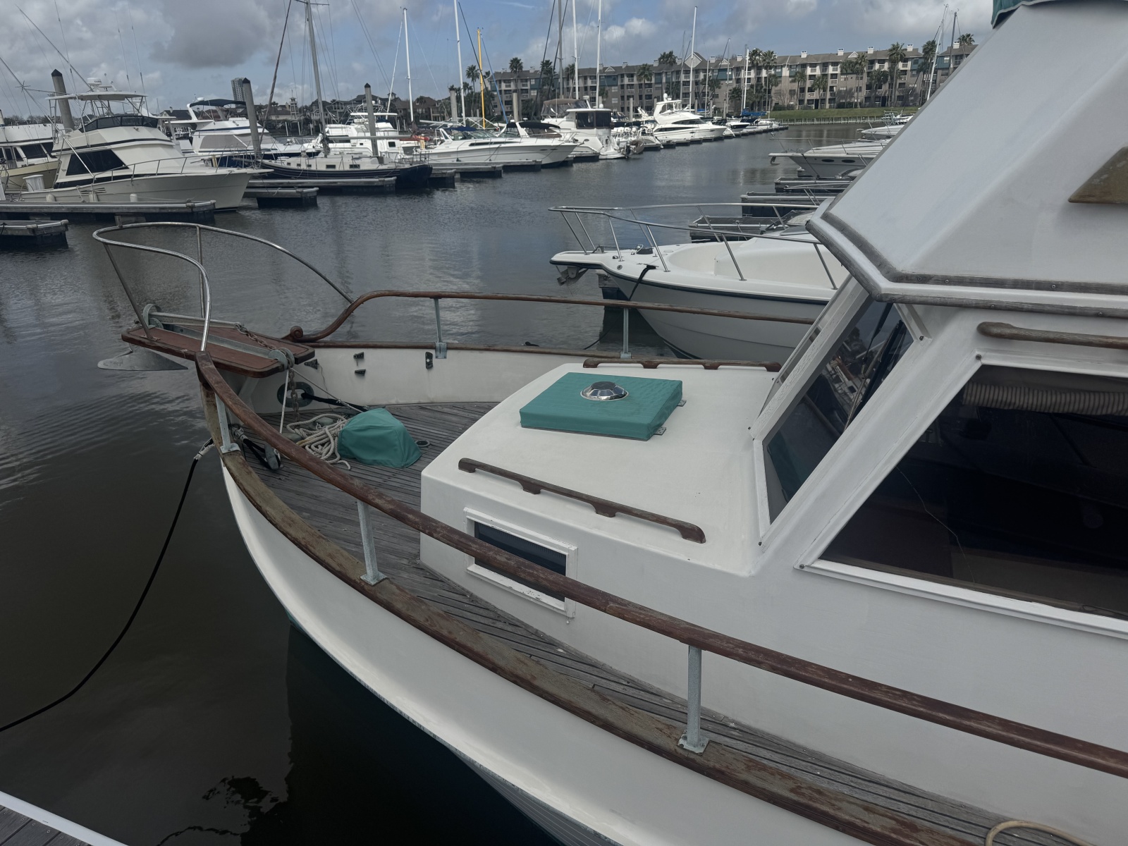 32' 1978 Grand Banks 32 Sedan