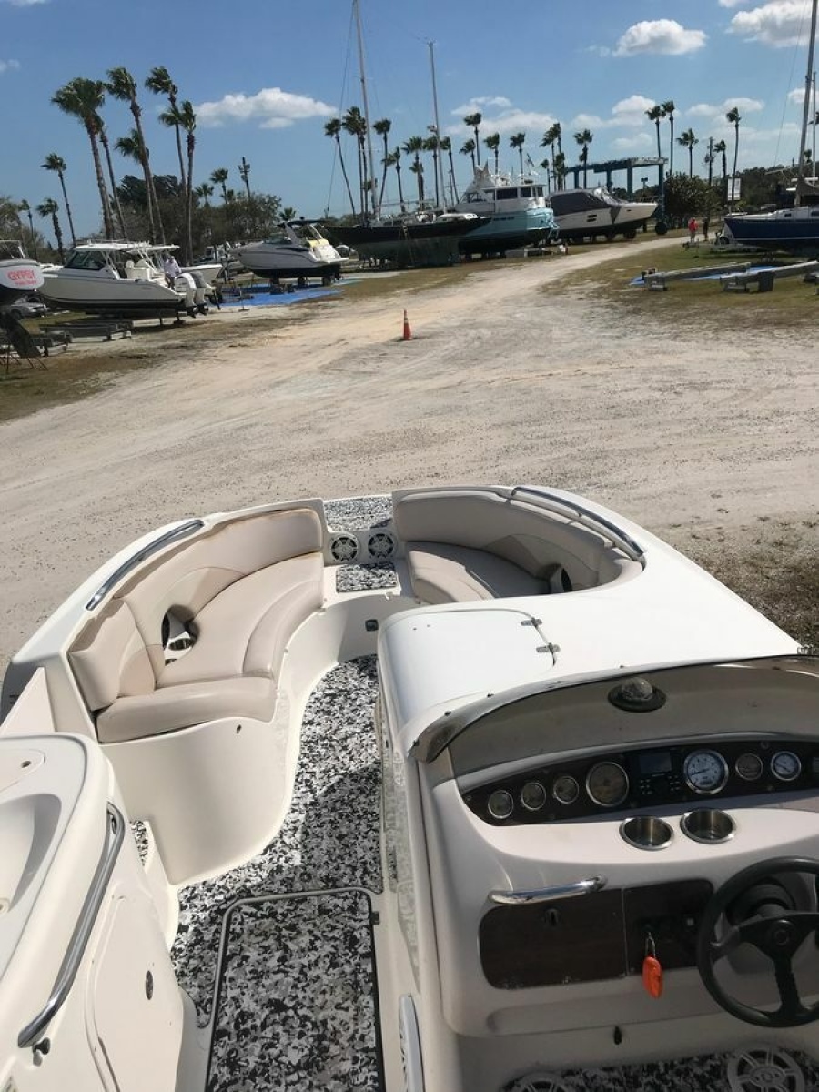 26' 2005 Chaparral 