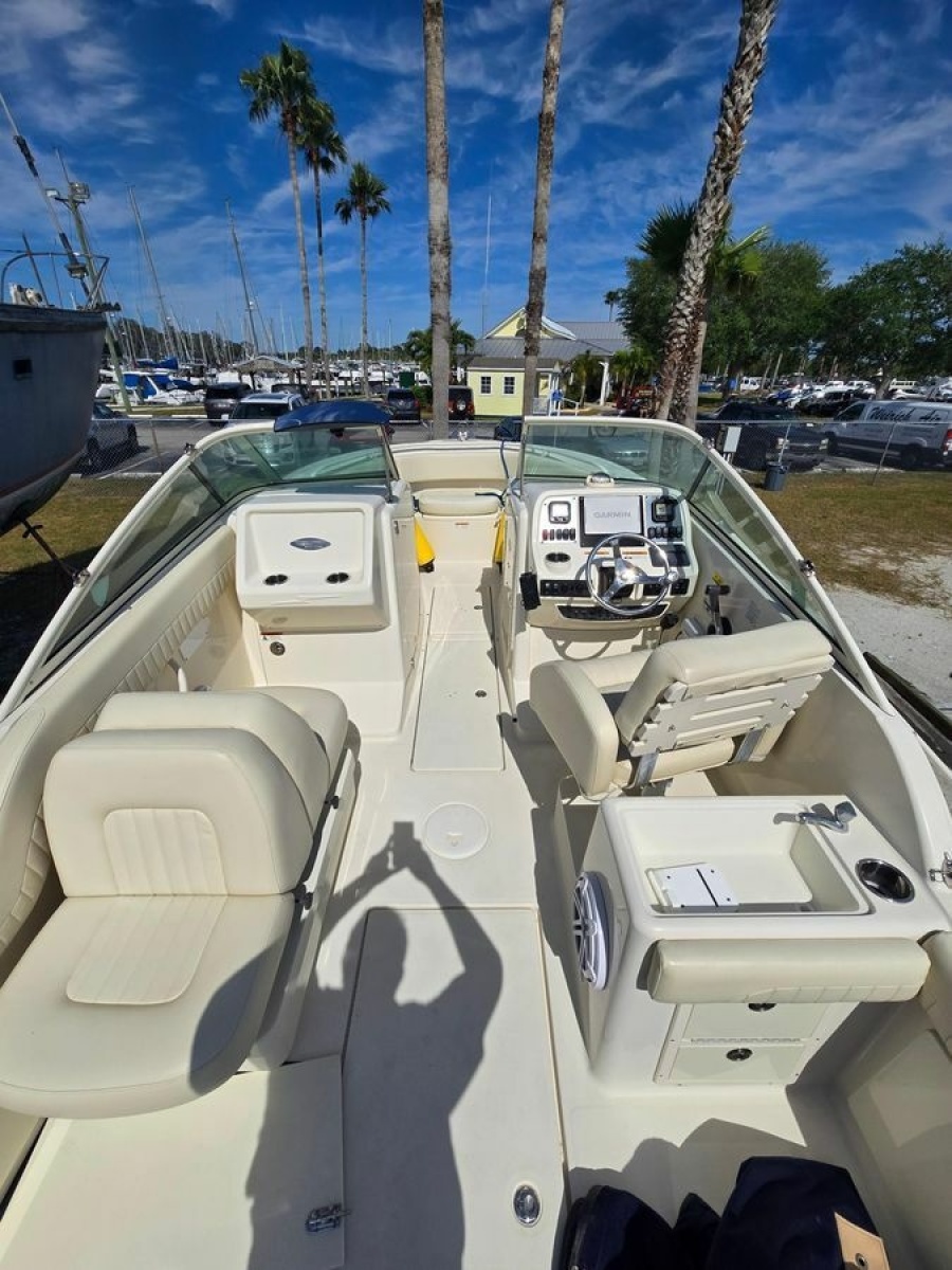 28' 2008 Hydra-Sports 