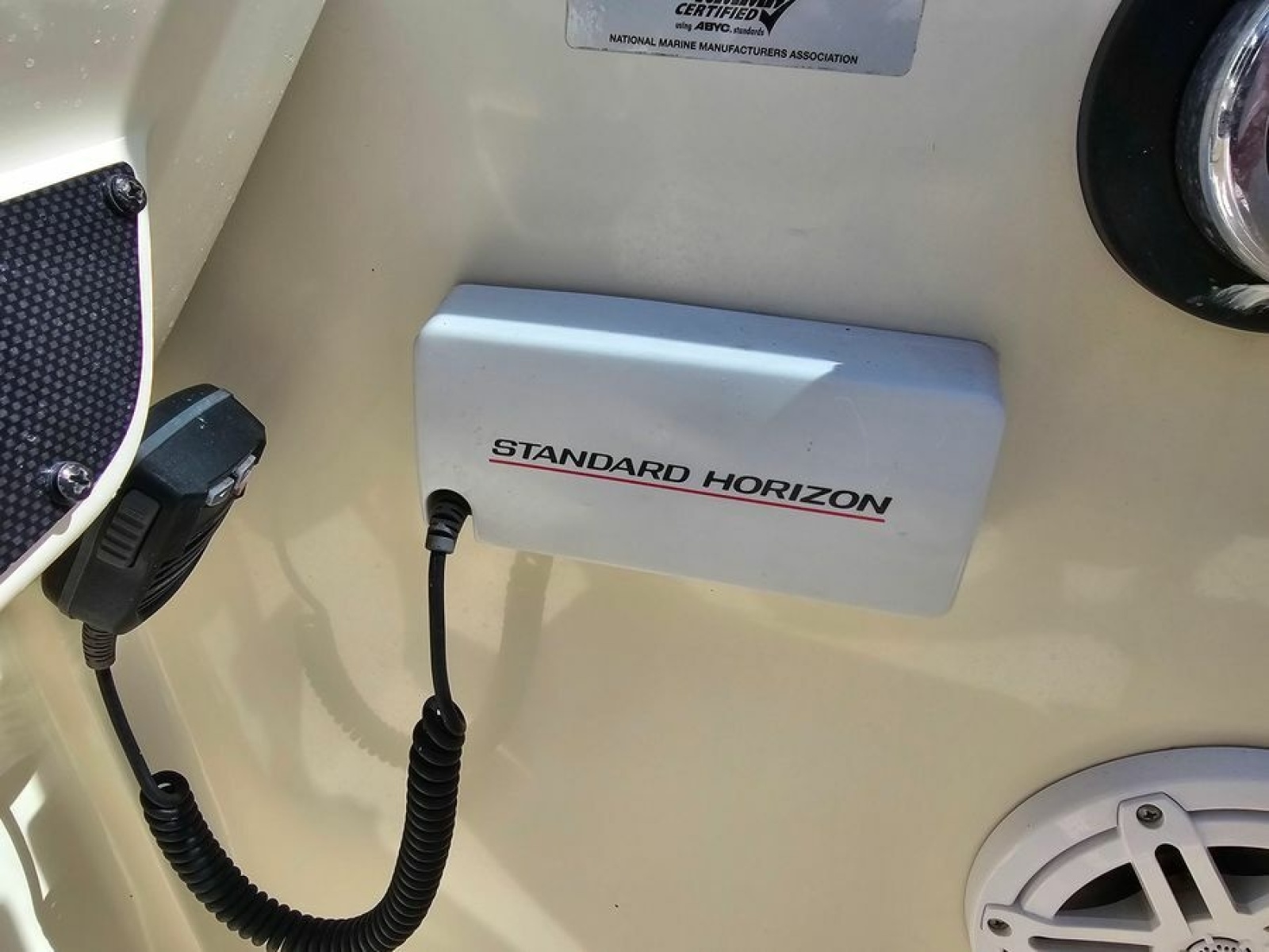 28' 2008 Hydra-Sports 