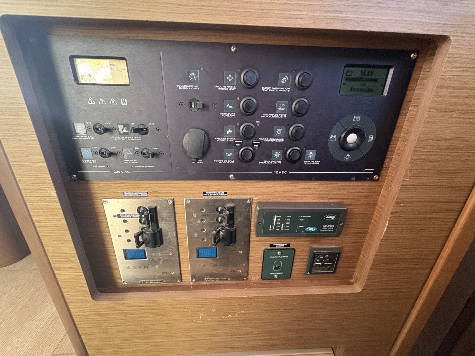 Apres Sail 42ft Lagoon Yacht For Sale