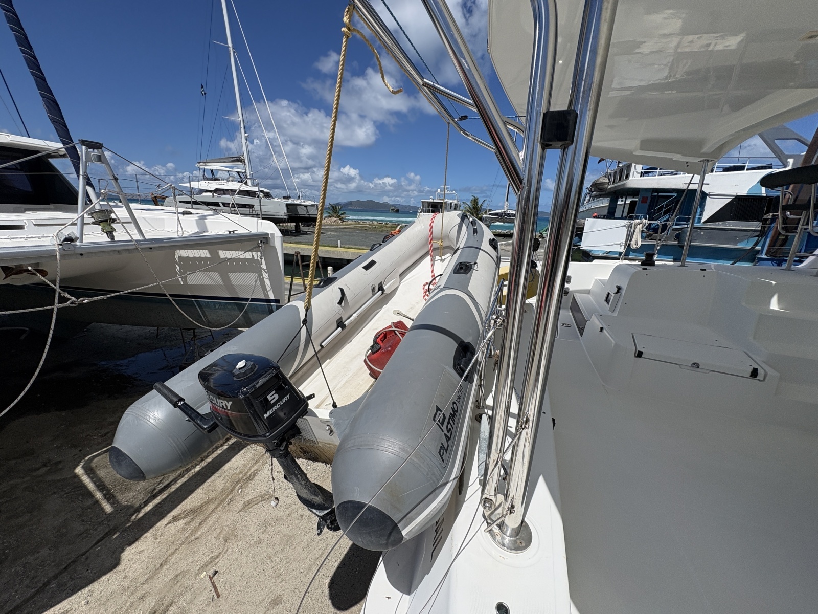 Apres Sail 42ft Lagoon Yacht For Sale