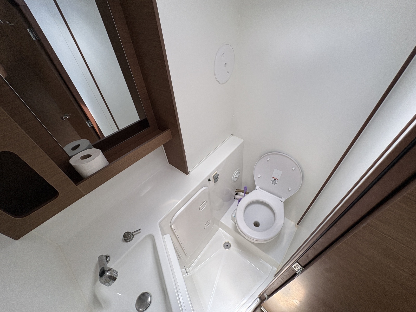 Apres Sail 42ft Lagoon Yacht For Sale