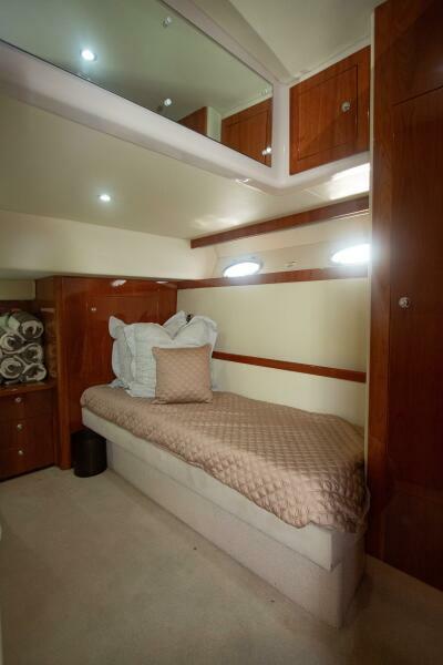 50' 2012 Riviera 50 Sport Yacht