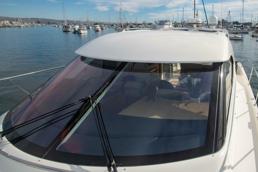 50' 2012 Riviera 50 Sport Yacht