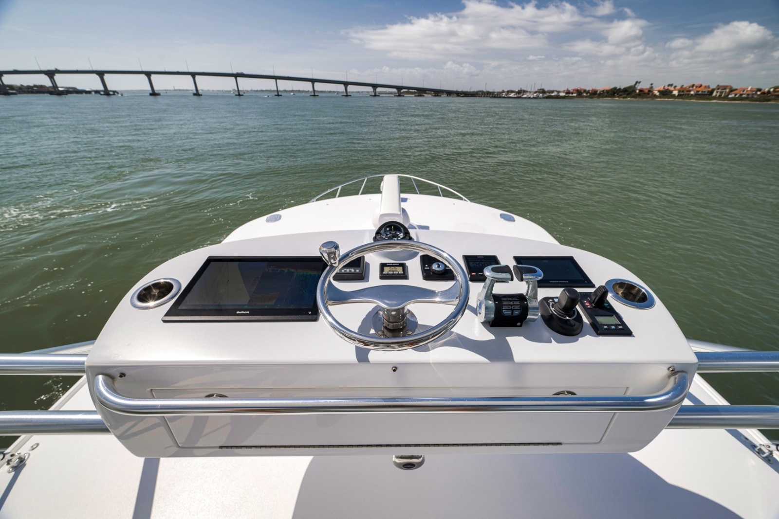 42ft Mag Bay Yacht For Sale