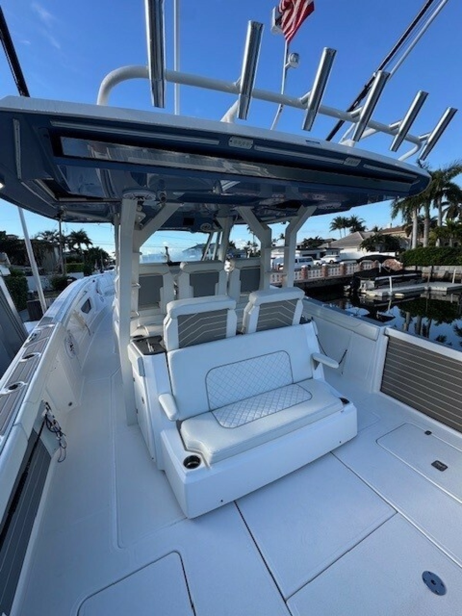 42' 2023 Pursuit S 428 Sport