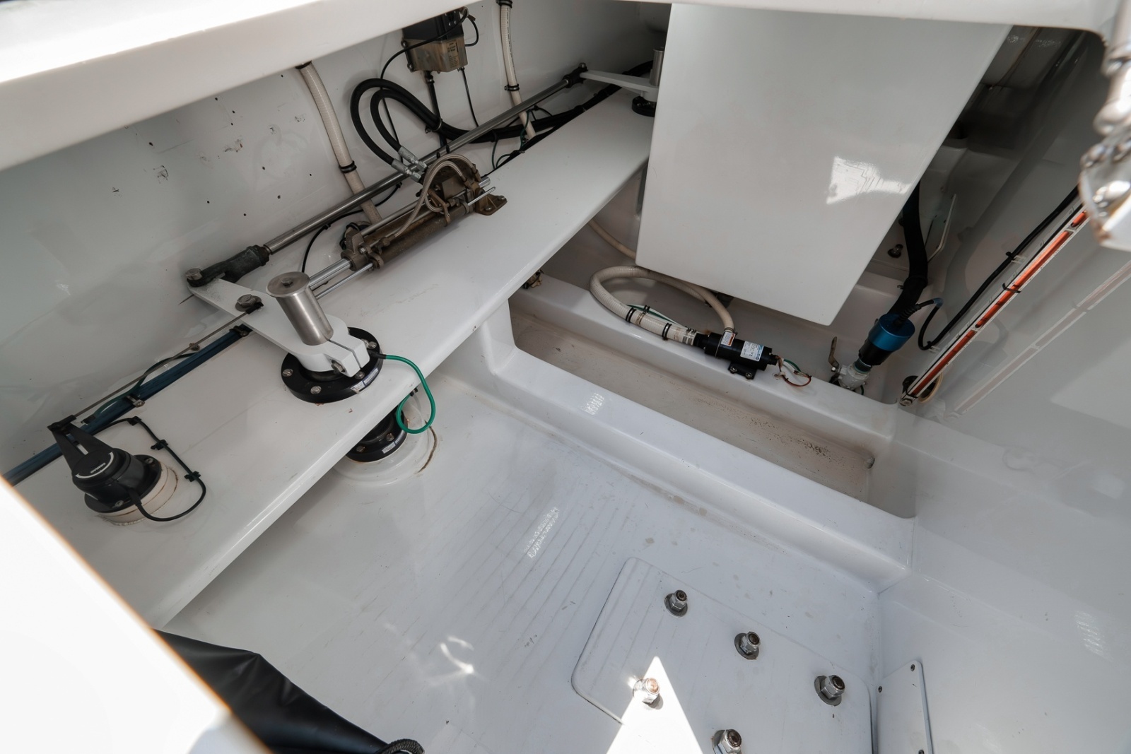 Uno Mas 60ft Weaver Yacht For Sale