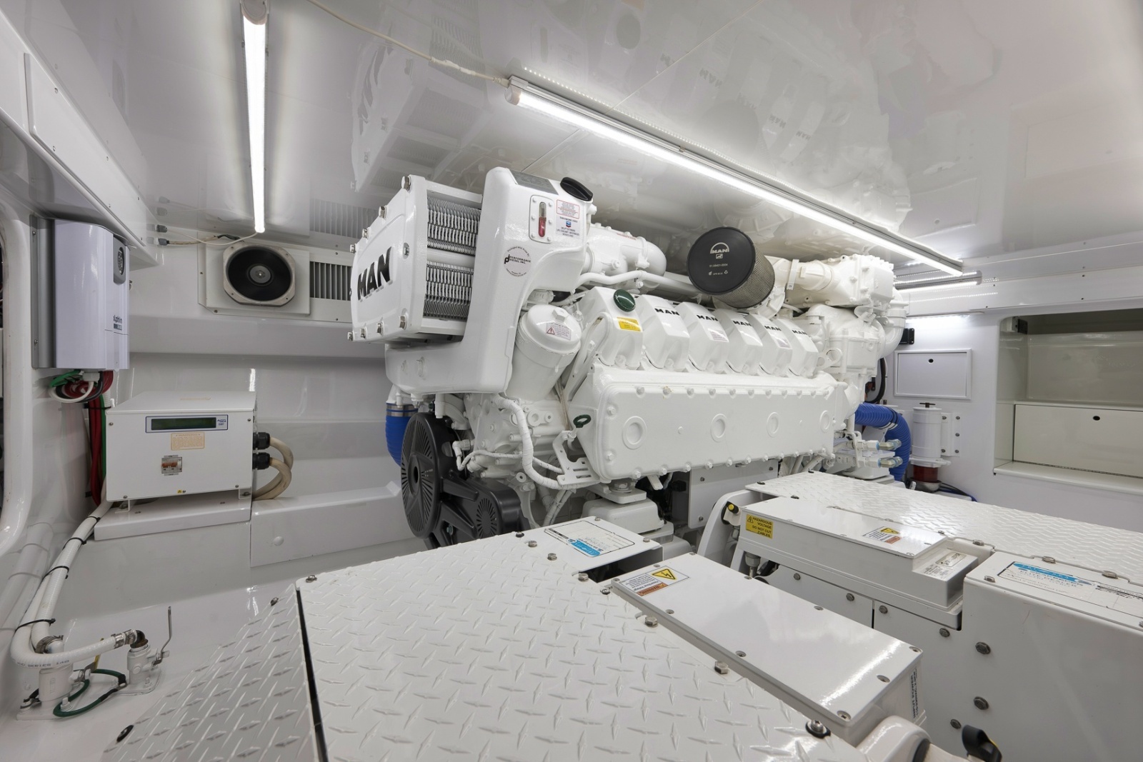 Uno Mas 60ft Weaver Yacht For Sale