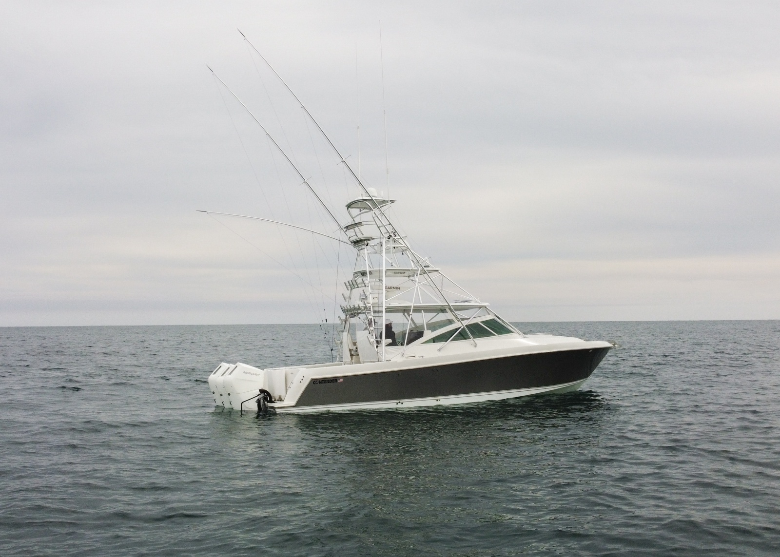 2011 Contender 40 Express