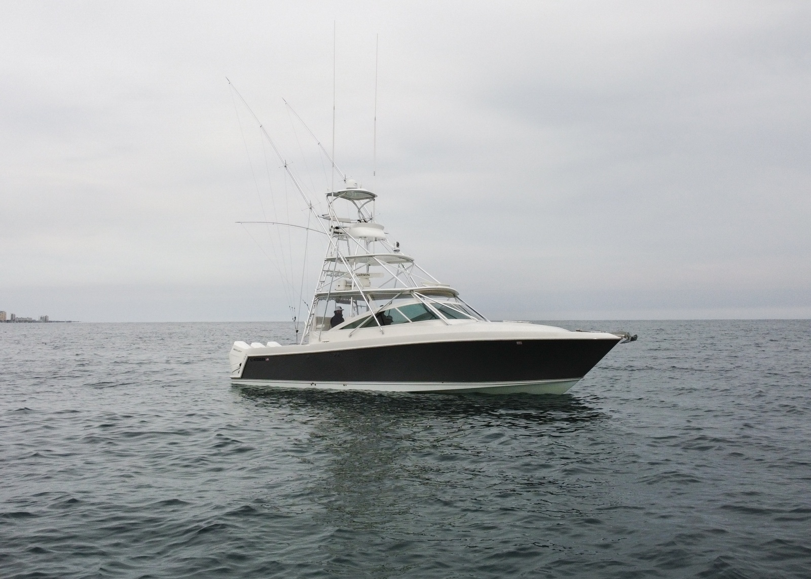 2011 Contender 40 Express