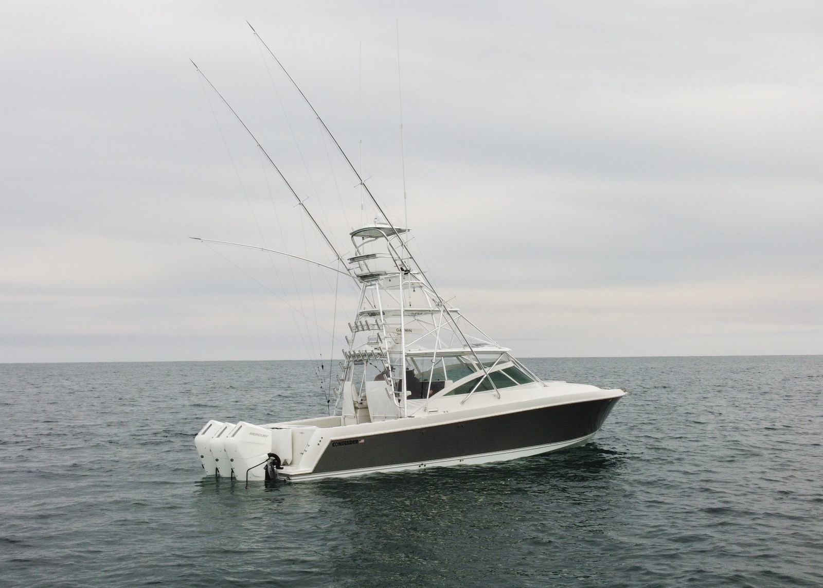 2011 Contender 40 Express