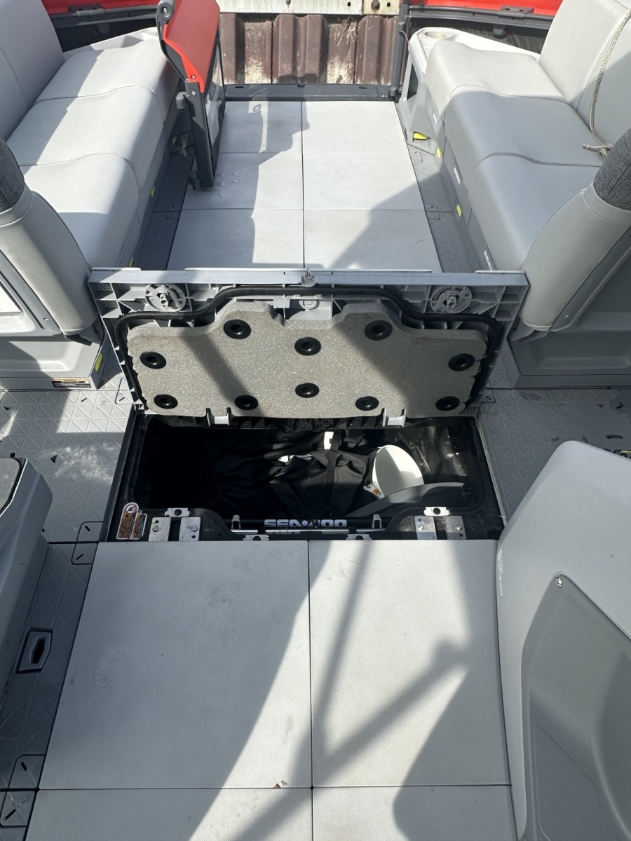 21' 2023 Sea-Doo Switch Cruise 21