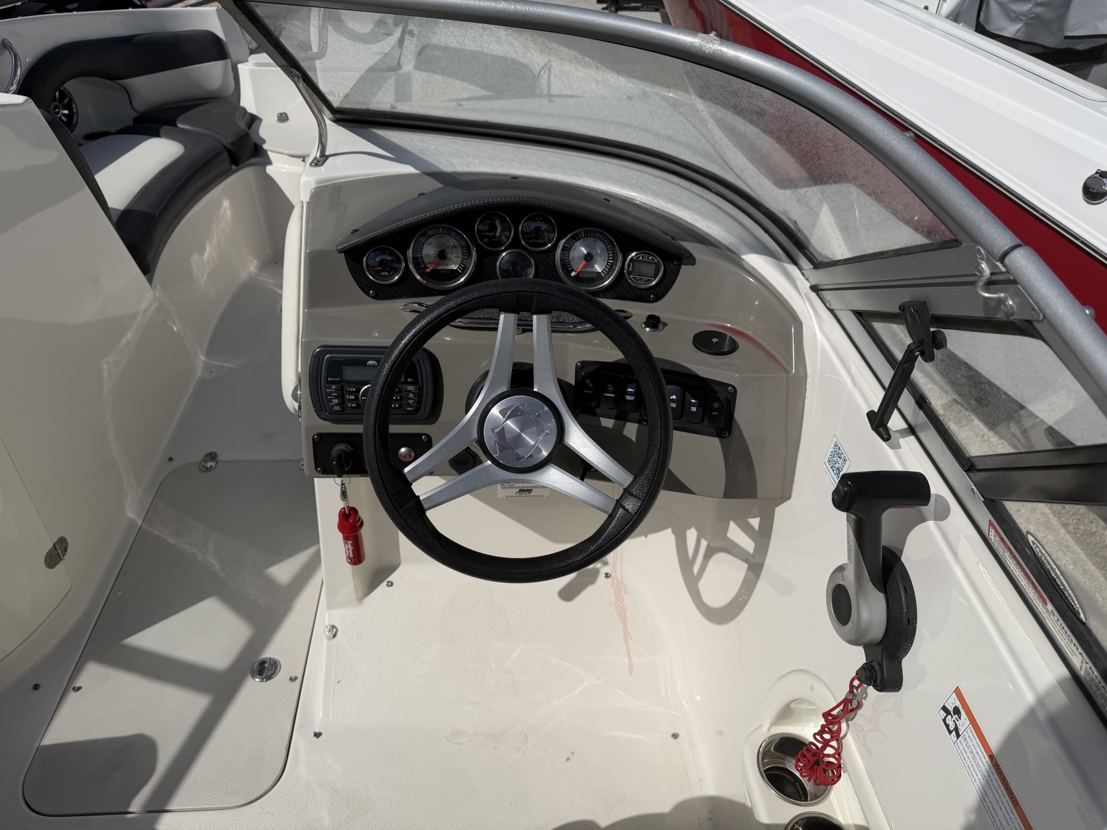 23ft Stingray Yacht For Sale