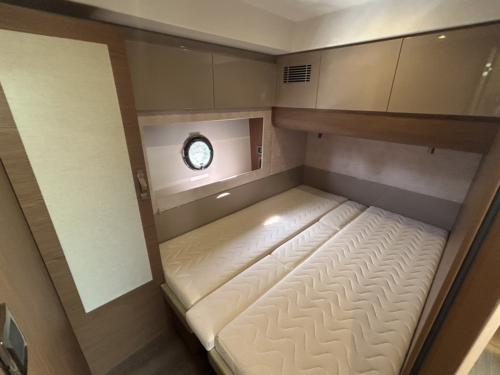 50' 2018 Beneteau 50 GRAN TURISMO