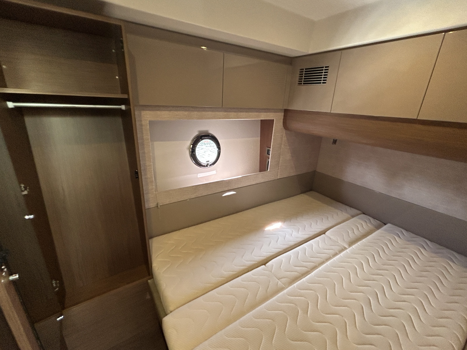 50' 2018 Beneteau 50 GRAN TURISMO