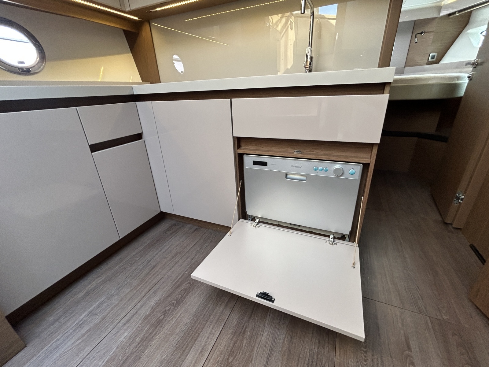 50ft Beneteau Yacht For Sale