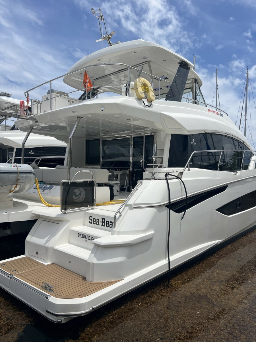 2023 Aquila 54 Yacht