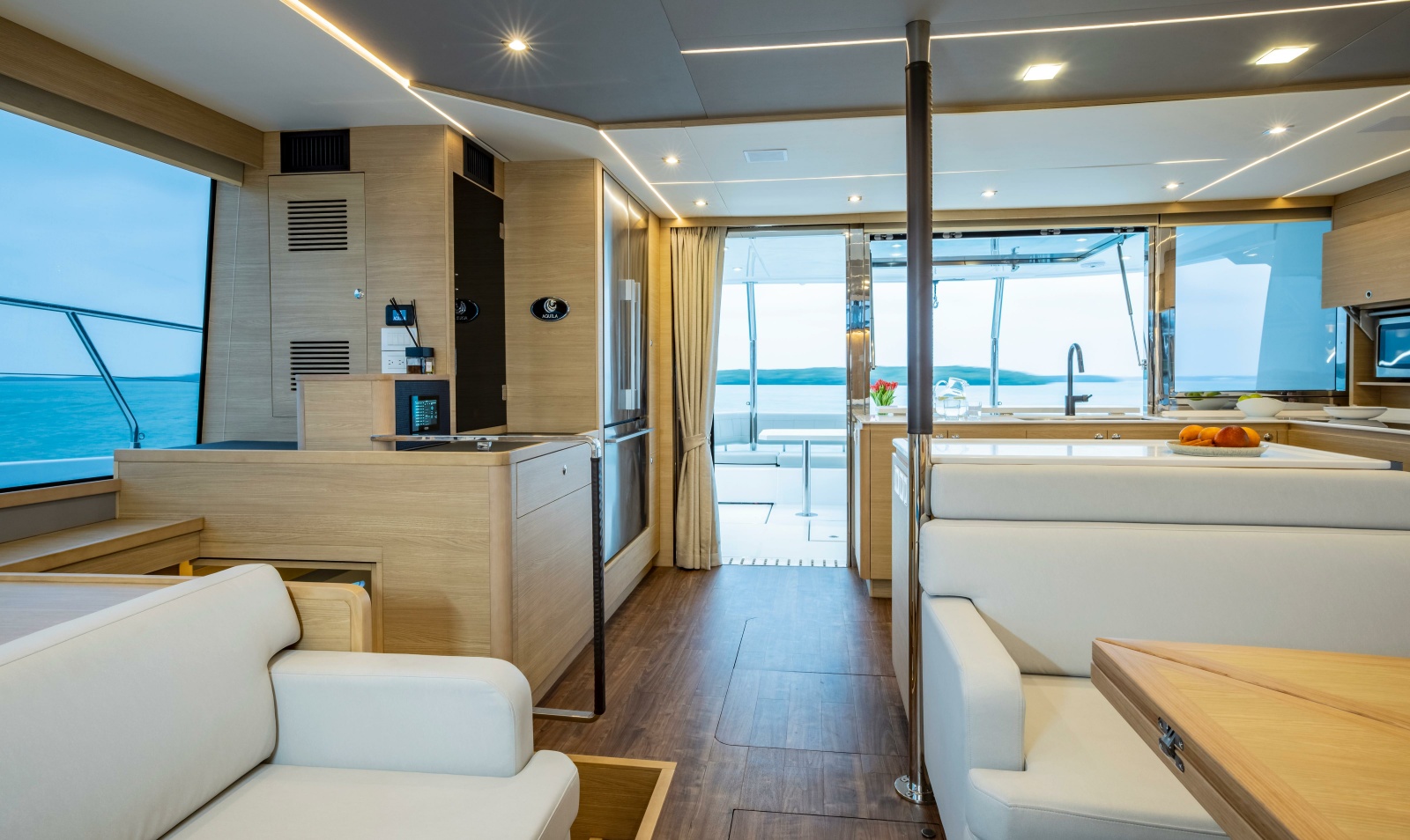 54' 2023 Aquila 54 Yacht