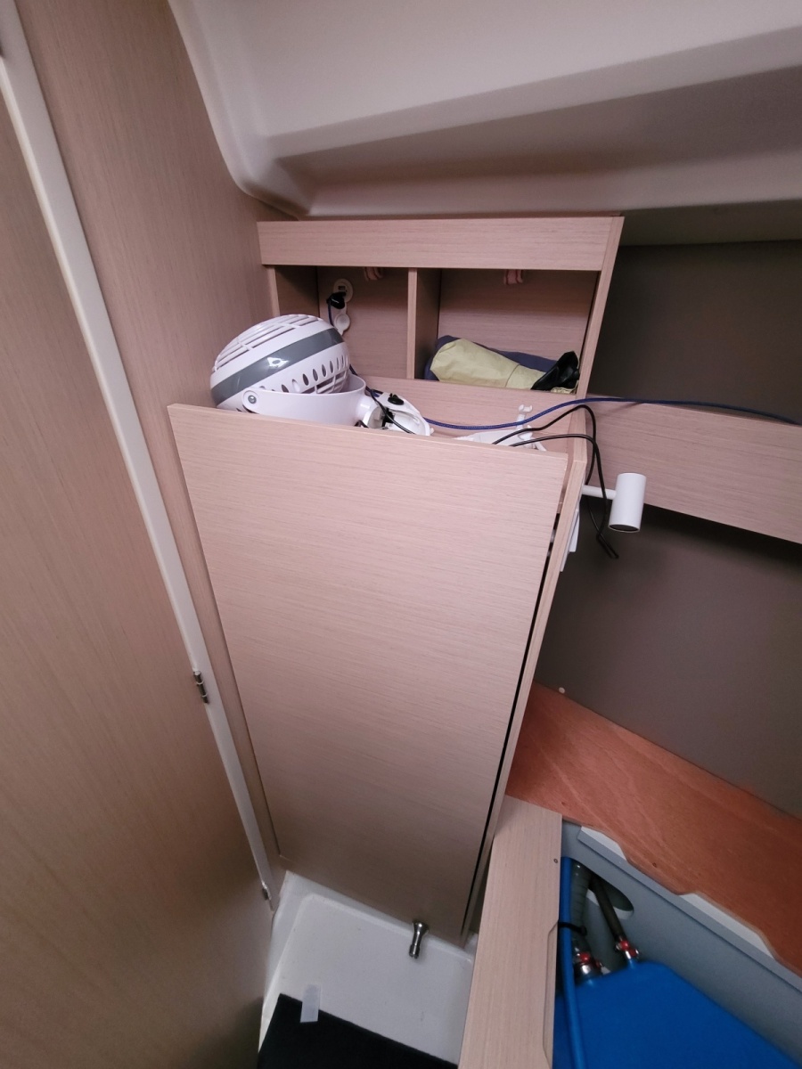 30' 2020 Beneteau 30.1