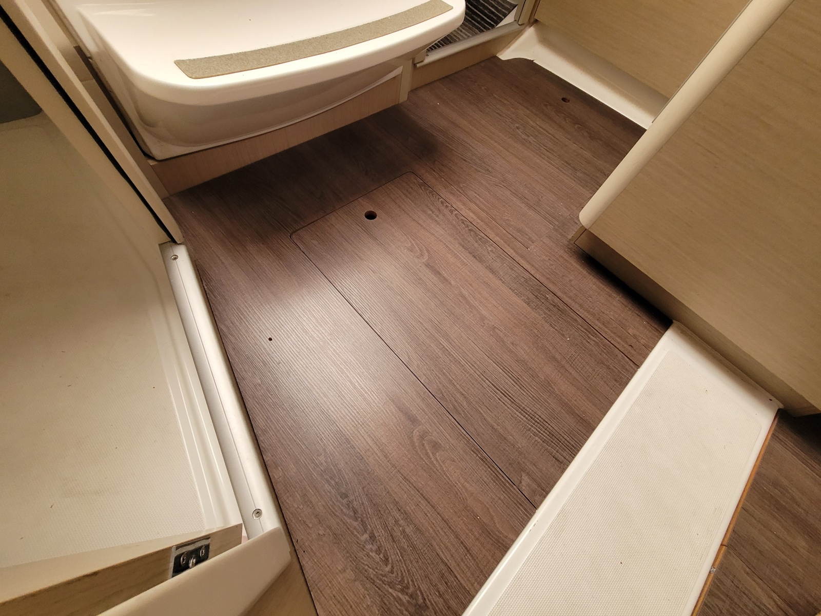 30' 2020 Beneteau 30.1