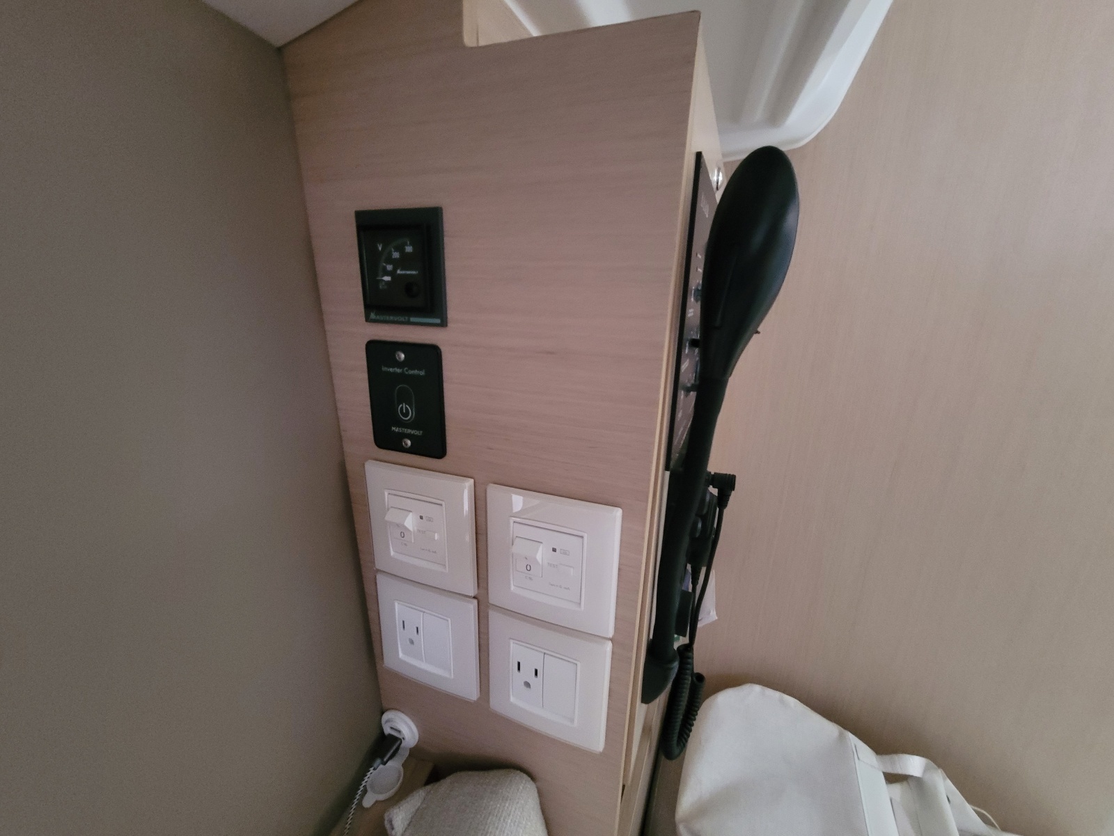 Earling 30ft Beneteau Yacht For Sale