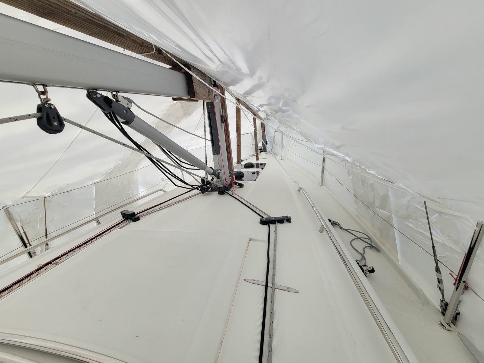 Earling 30ft Beneteau Yacht For Sale