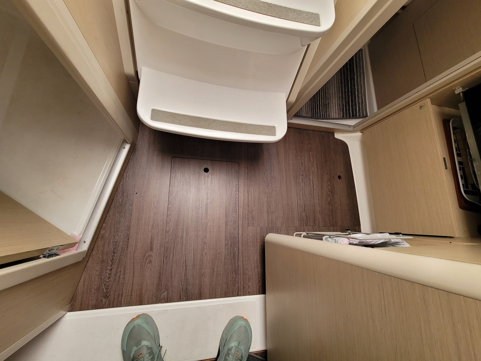 Earling 30ft Beneteau Yacht For Sale