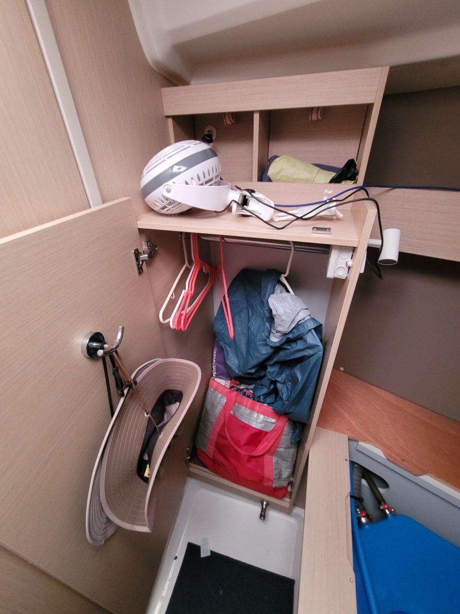 30' 2020 Beneteau 30.1