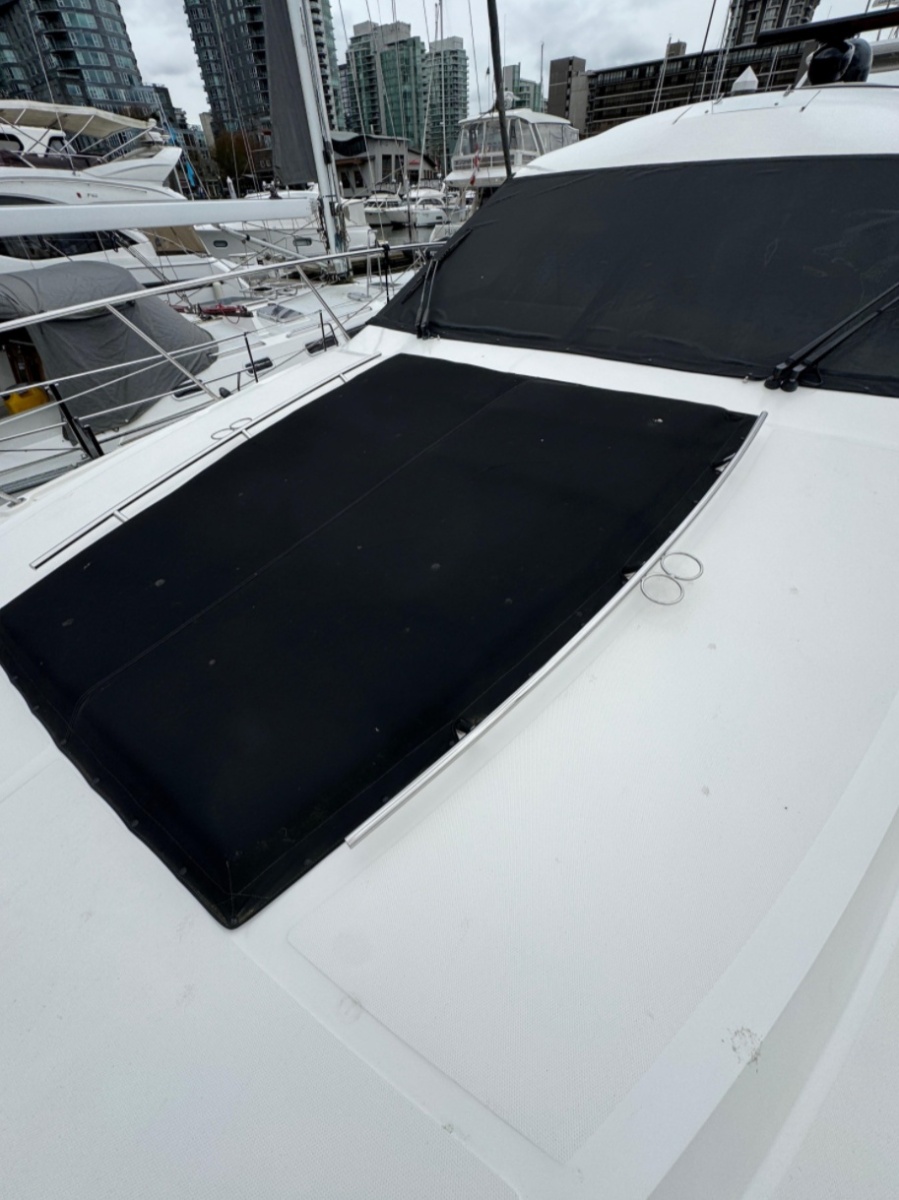 52' 2015 Sea Ray Sundancer 510